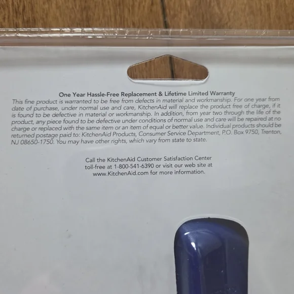 KitchenAid Colorful Self-Leveling Measuring Spoons - Picture 3 of 5